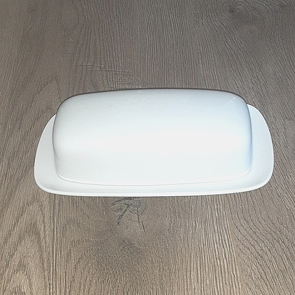 White porcelain single stick butter dish